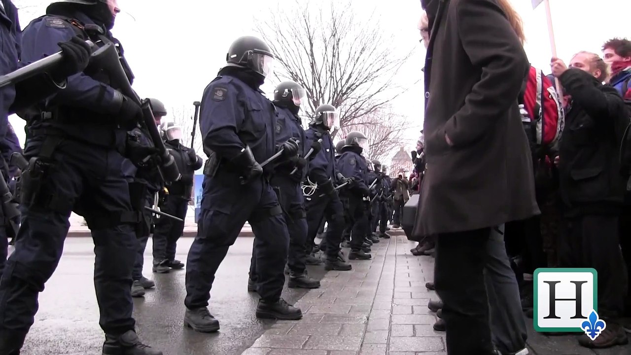 Manifestation devant le parlement de Québec