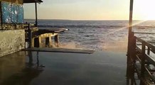WhatsApp: así golpearon oleajes anómalos en la Costa (FOTOS)