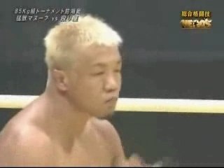 Melvin Manhoef  VS Takahashi