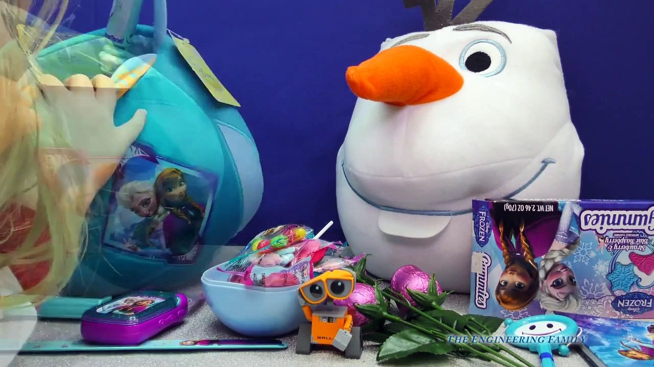 FROZEN Disney Frozen Elsa & Olaf Surprise Baskets a Disney Frozen Surprise Egg Video