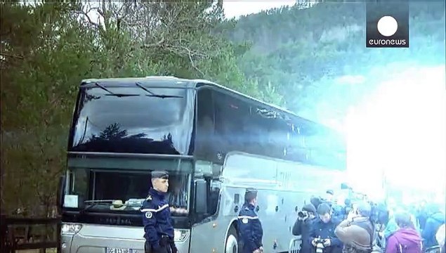 Тяжелый день для родных погибших в авиакатастрофе во Франции