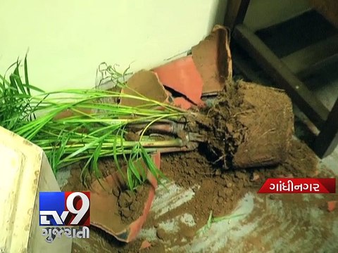 Congress MLAs break Gujarat Assembly furniture; suspended for a day - Tv9 Gujarati