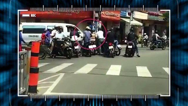[Camera Cận Cảnh] Dàn cảnh CƯỚP TÀI SẢN ngay giữa ban ngày !