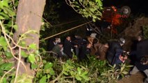 Zonguldak Yol Çöktü, Tomruk Yüklü Kamyon Uçuruma Yuvarlandı 1 Ölü, 3 Yaralı