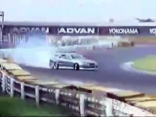 course voiture coude a coude