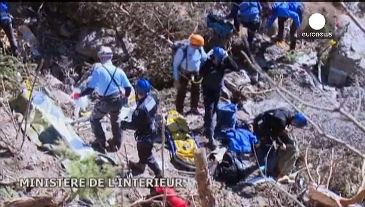 Aufnahmen von abgestürzter Germanwings-Maschine zeigen Umfang der Bergungsarbeiten