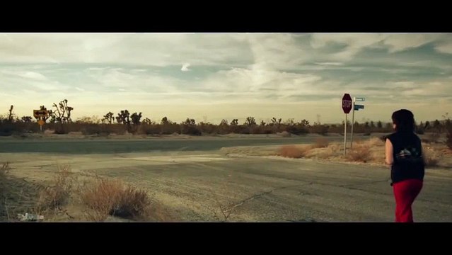 Şeytanın Kapısında Altyazılı Film Fragmanı