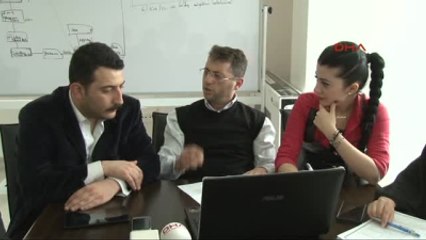 İzmir MHP İzmir'de Sosyal Medya Fenomeni Eğitimi