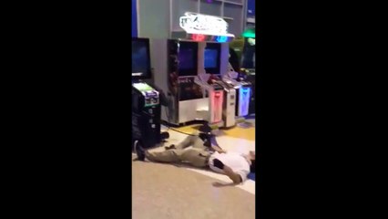 Dead Serious- Gamer Takes This Arcade Shooter To Another Level!
