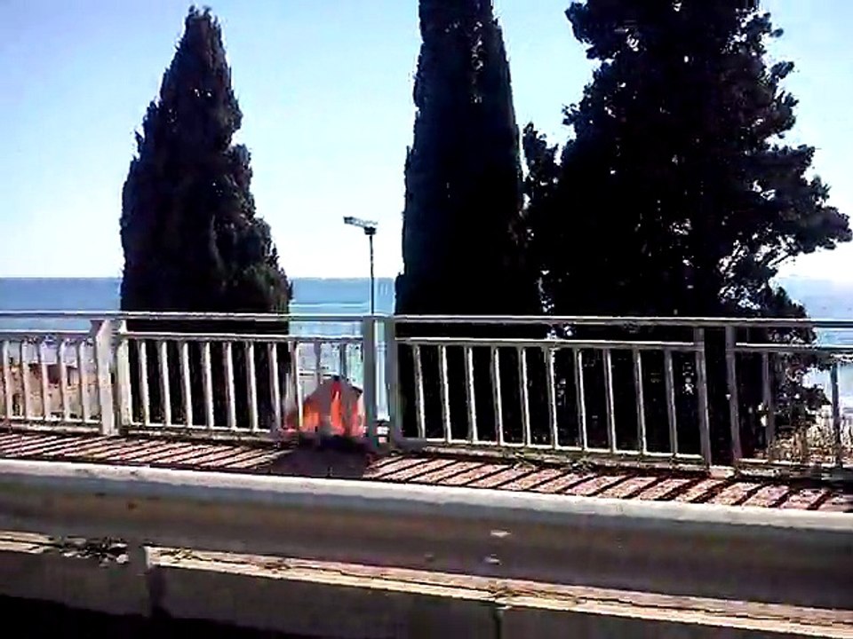 CAM07198