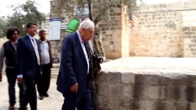 Kudüs Şairi Yazar Nuri Pakdil (1)
