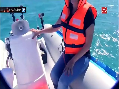 إنهيار سما المصرى بعد رؤيتها للدم فى رامز قرش البحر