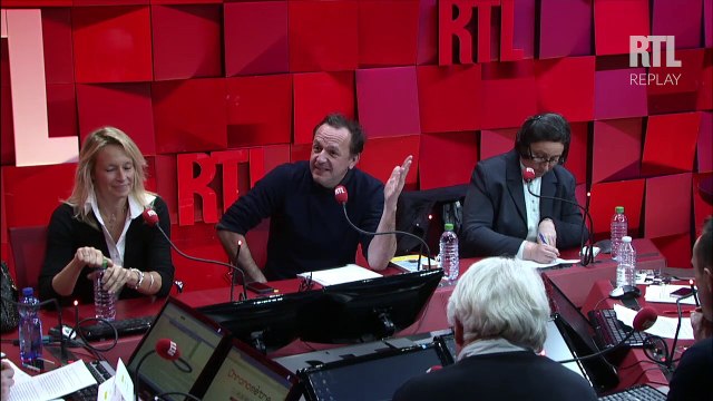 Stéphane Bern reçoit Estelle Lefébure pour A LA BONNE HEURE PARTIE 1 27 03 15