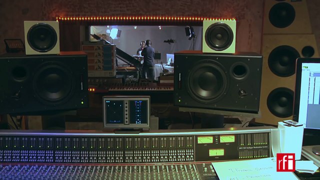 Frédéric Gassita répond à Claudy Siar - Couleurs tropicales