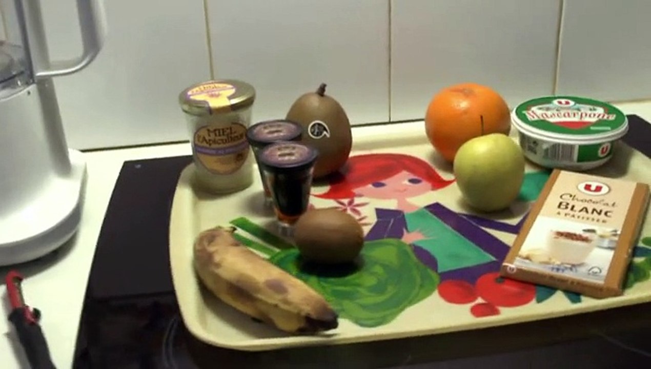 PAU - 25 MARS 2015 - LES RECETTES DE MICHOU W-D.D. - LA SALADE DE FRUITS AU MASCARPONE ET À L' ARMAGNAC