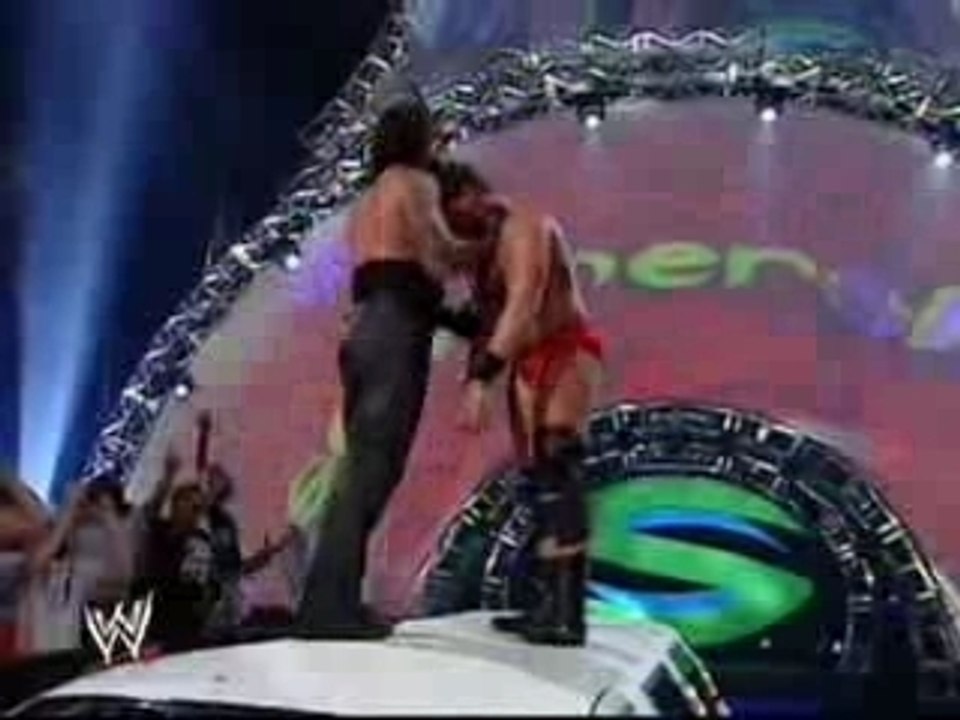 Undertaker Chokeslams Jbl on limusine