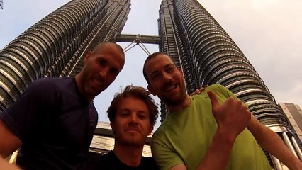F1 Sepang - Nico Rosberg, impresionado en las torres Petronas