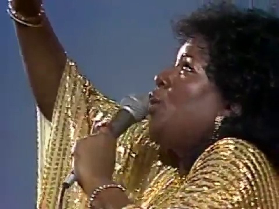 I WILL SURVIVE  "Gloria Gaynor"  LIVE 1980 {Miros Mar}¸.•*¨*• ♪♫