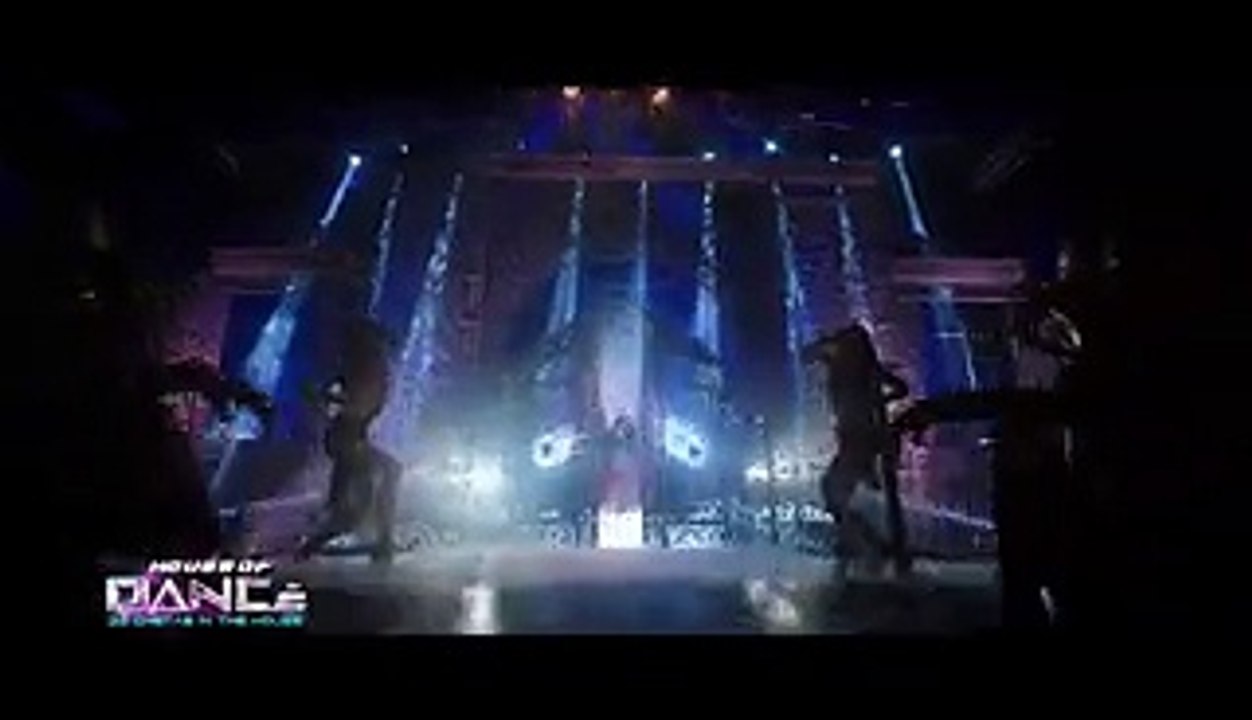 Desi Look (Remix) HD Video Song Teaser - Ek Paheli Leela [2015]