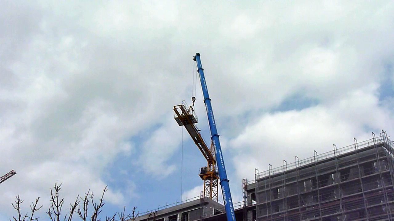 Démontage de la grue de Parc 17