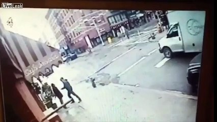 Cámara de seguridad capta la explosión que derrumbó edificio en Nueva York