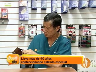 Fabricante tiene 40 años de ofrecer calzado para personas con pie plano