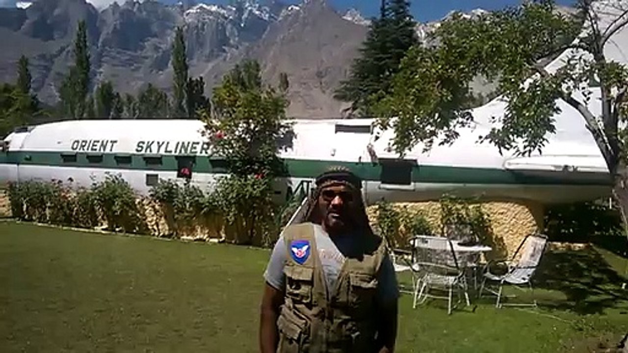 SANGEEZ DAKOTA KE JAIESAY EK AUR DAKOTA