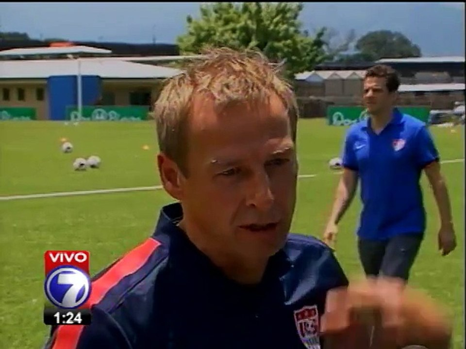 Tim Howard sobre Bryan Oviedo: “Somos muy buenos amigos”