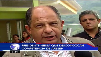 Presidente niega que desconociera que no podía bajar precio de electricidad y gasolina