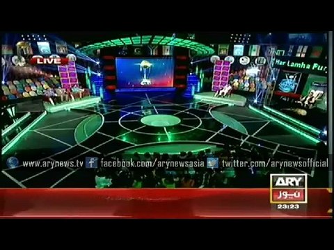 Salman Ahmed takes a jab at Virat Kohli and Anushka Sharma