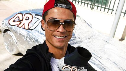 Cristiano Ronaldo Covers Teammates Car in Aluminum Foil