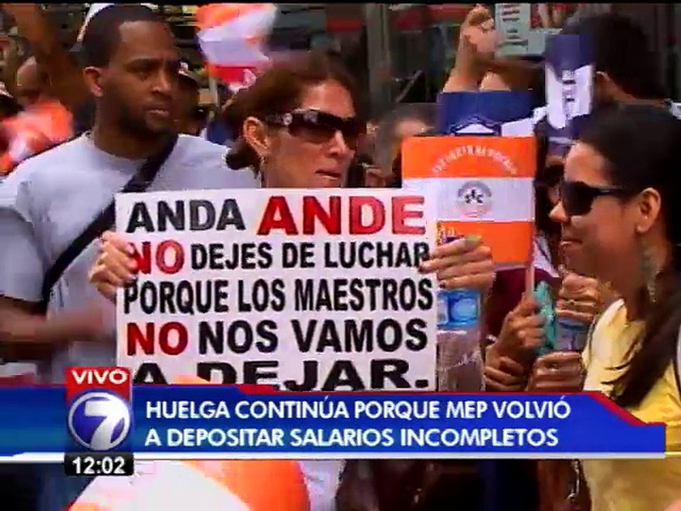 Continúan problemas en pagos a educadores y la huelga toma fuerza