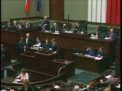 Cenzura w polskim parlamencie w sprawie związków prezydenta z WSI