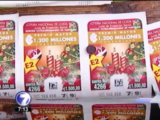 Una tercera parte de los enteros del gordo ya han sido retirados por los vendedores