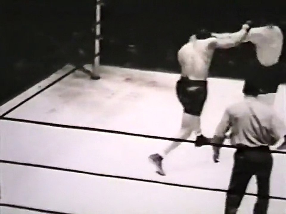 Joe Louis vs Bob Pastor I  1937-01-29