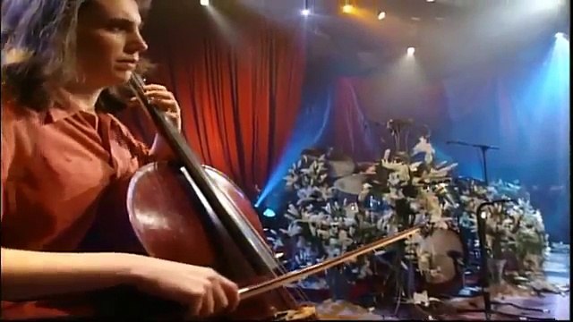 Nirvana - Polly - (MTV Unplugged 1993)