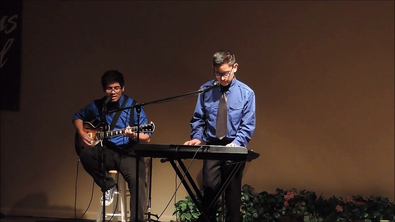 RED - Pieces (Cover)