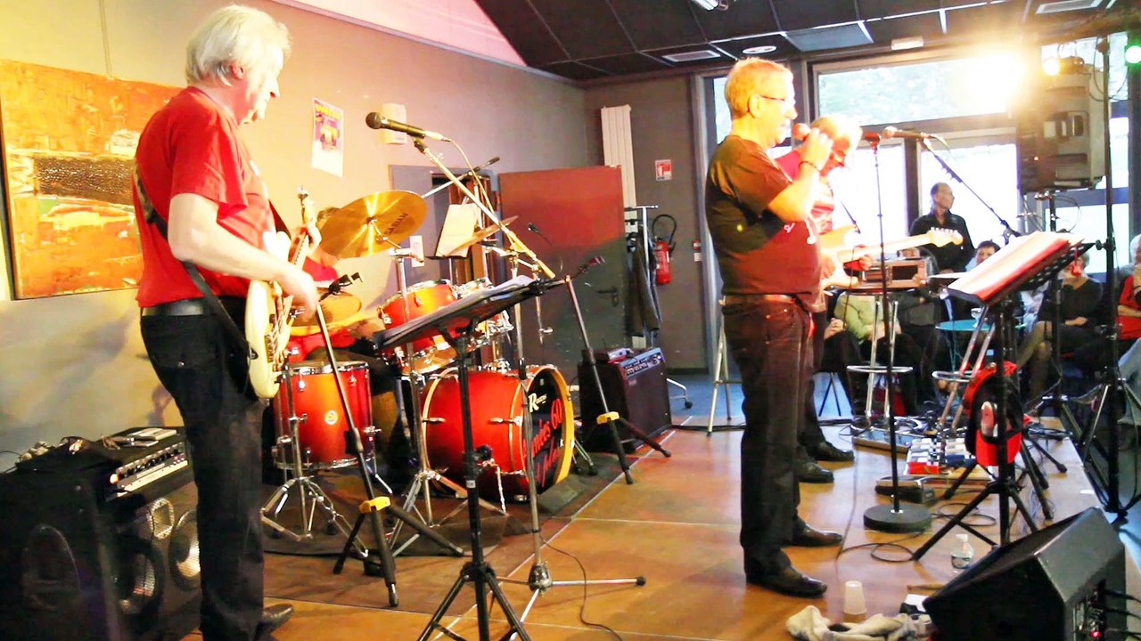 Le groupe Années 60 en concert à Auxerre