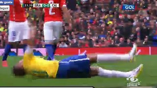 Salvaje pisoton de Gary Medel a Neymar Brasil vs Chile en Londres