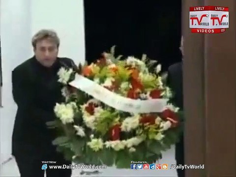 Dead Body in Lift Prank - Just for Laughs GAGS