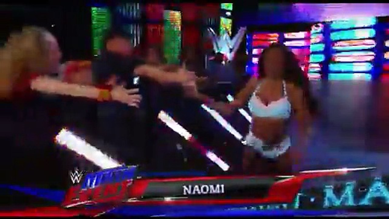 Naomi Vs Alicia Fox