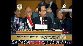 بالفيديو..السيسى يتسلم رئاسة الدورة الـ26 للقمة العربية من امير الكويت