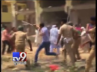 AMC's demolition drive leads to stone pelting - Tv9 Gujarati