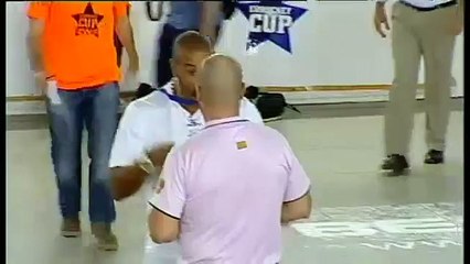 Treinador do Sporting revela a sua fúria e chama tudo ao árbitro após derrota   Está Demais