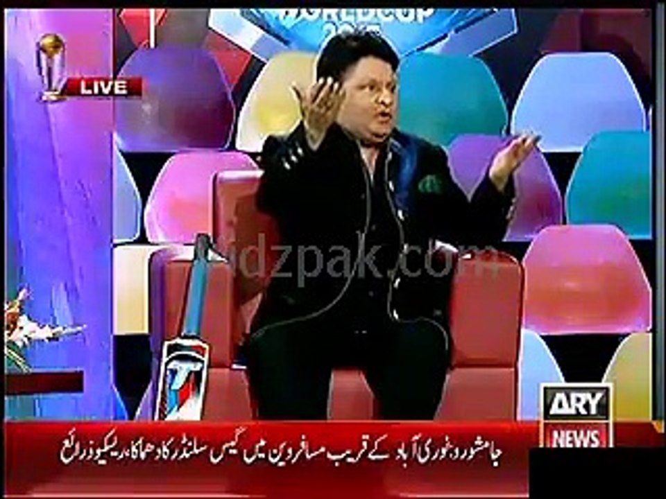 عمر شریف کی پاکستان کرکٹ ٹیم کے لیے انتہائی مزاحیہ دعا