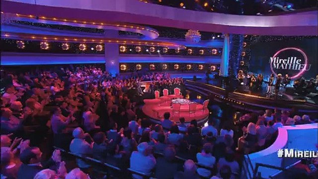 Mireille Mathieu - Paris en colère (C'est votre vie) Live