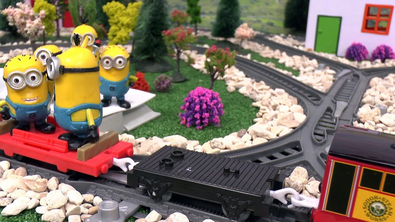 Play Doh Minions Funny Beach Story Peppa Pig Ice Cream Despicable Me Thomas and Friends Toy Story