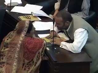 PTI NAI K P K MAI CHANGING KA AMALI SABOOT DAIDAIE