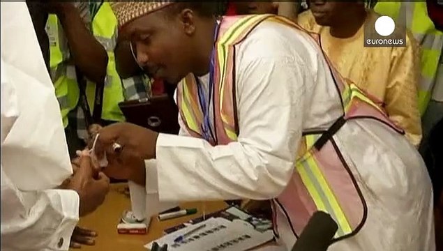 Elezioni in Nigeria, sfida Jonathan-Buhari. Boko Haram attacca nel nord, autobomba nel sud