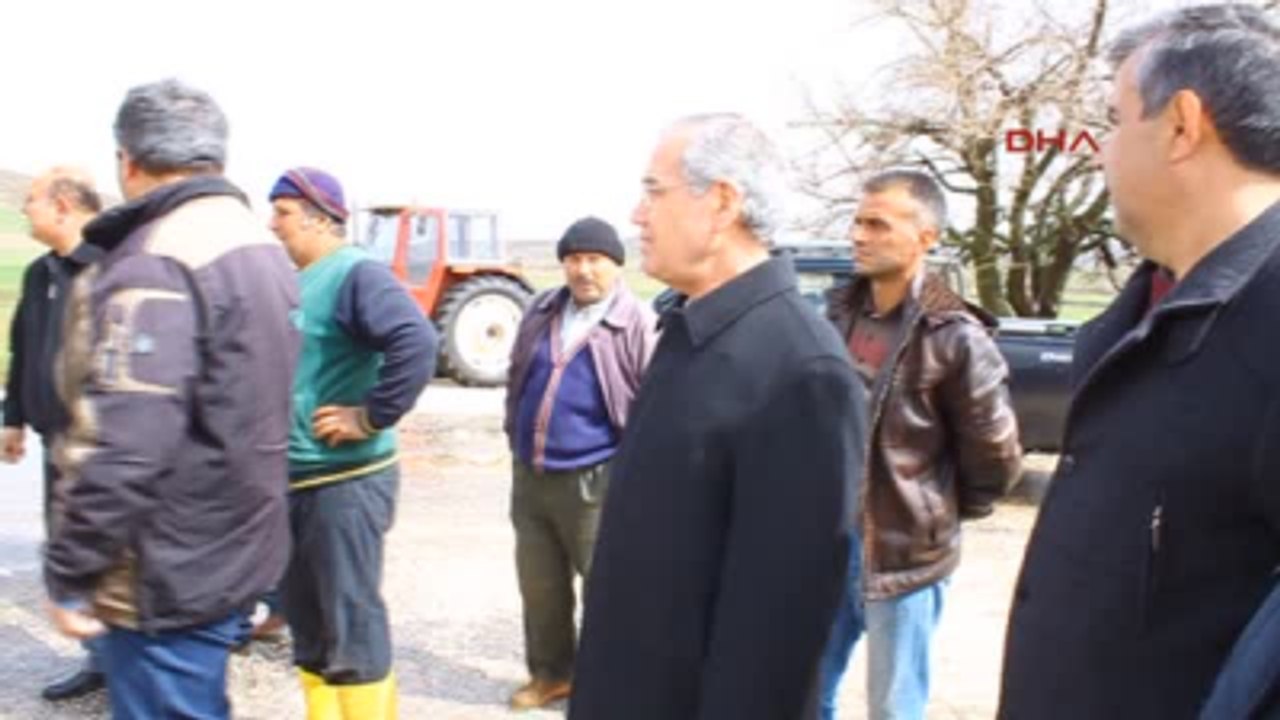 Dinar'da Ev ve Tarım Arazilerini Su Bastı